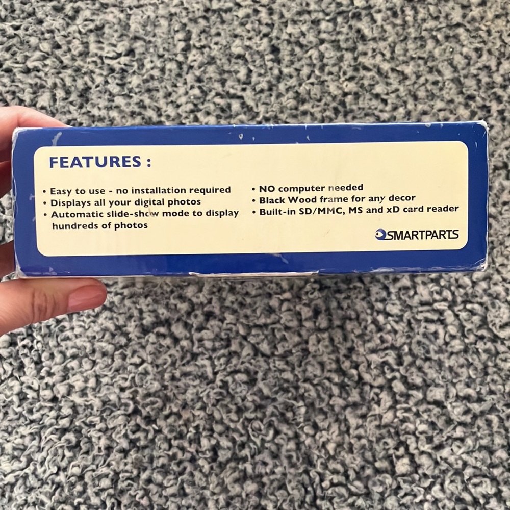 SMARTPARTS/OptiPixPro/Digital Picture Frame/5.6” w/Quick Start Guide/User Manual - Picture 4 of 11